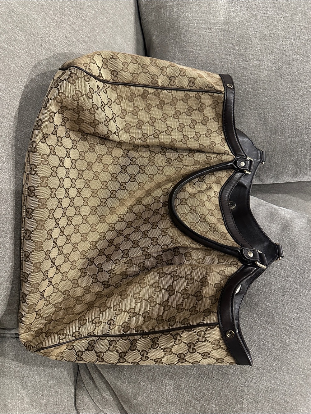 Large Gucci Sukey Shoulder bag - Picture 8 of 13